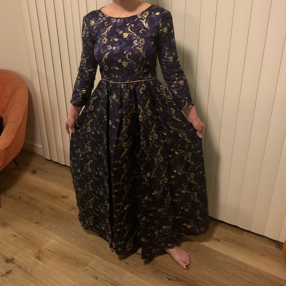 VTG Midnight blue gold lace fairytale princess dress formal gown sz small M 28”W - Picture 12 of 13